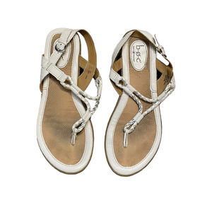 B.O.C. Born Concept Sandals Size 8M‎ White Leather C89701 Thong Strap